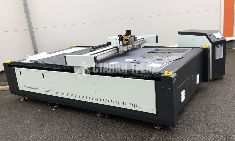 Плоттер режущий планшетный Orson 1625