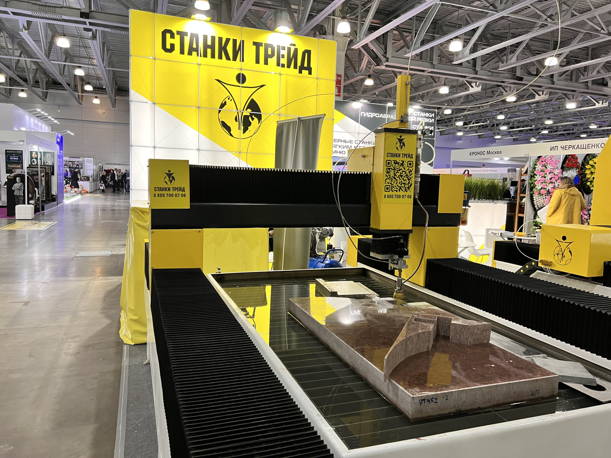 Станок гидроабразивной резки консольного типа Орсон 1020. В комплекте с станцией 420 МПа. Двигатель Siemens. Макс.размер обработки 1000*2000 мм