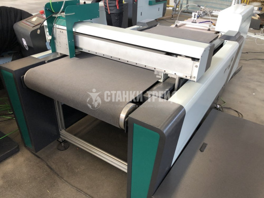 Плоттер режущий планшетный Orson 1518